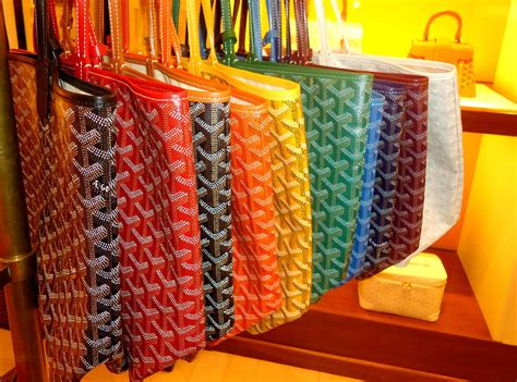 most popular Goyard bag colors